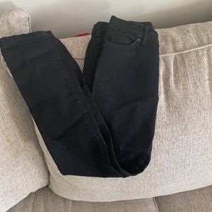 NWT Super Skinny sz 8 black jeans
